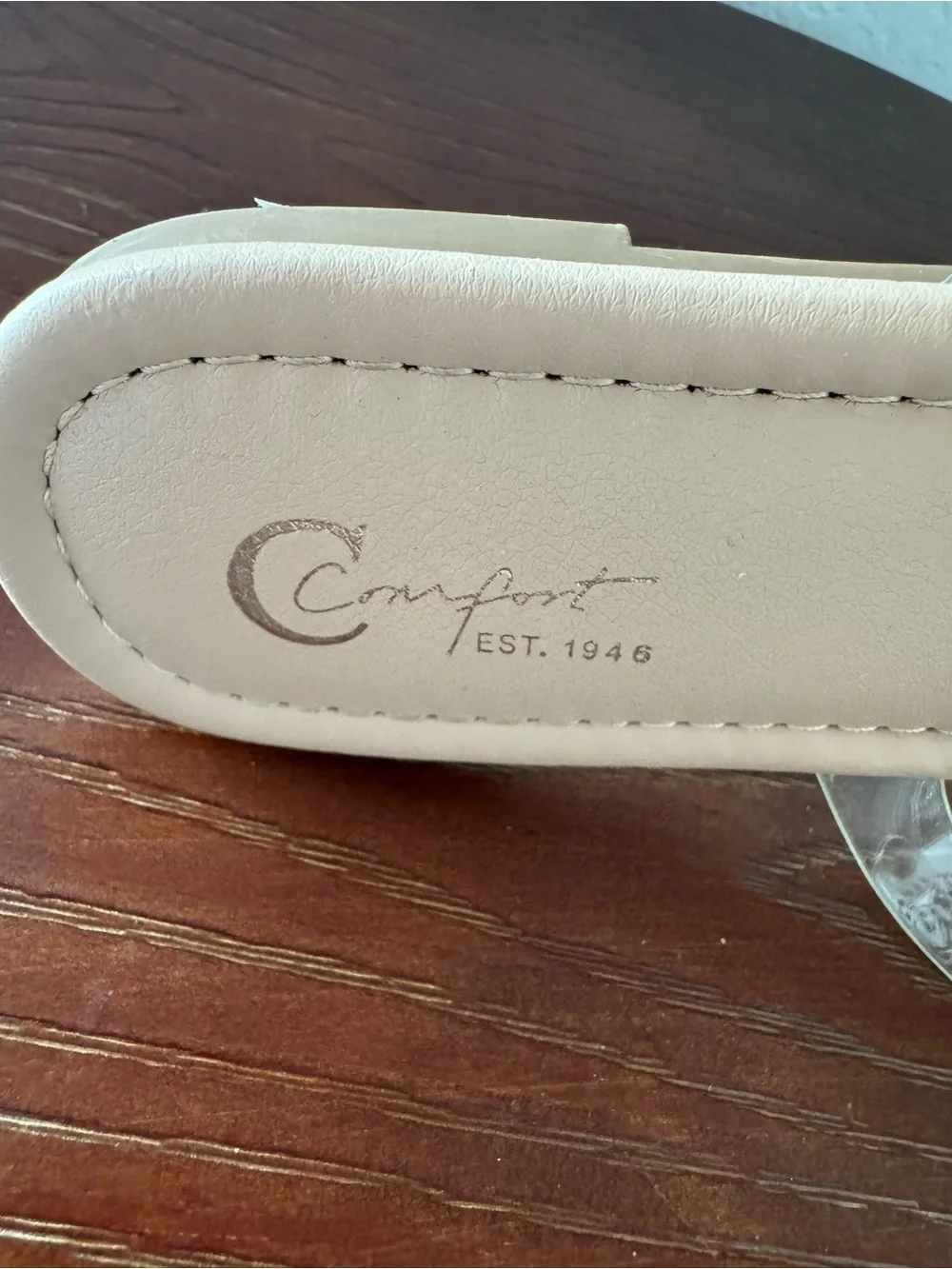 Clear & Gold Jelly Embellished Thong Sandals - Beige Footbed, Womens Size 8 - Picture 4 of 5